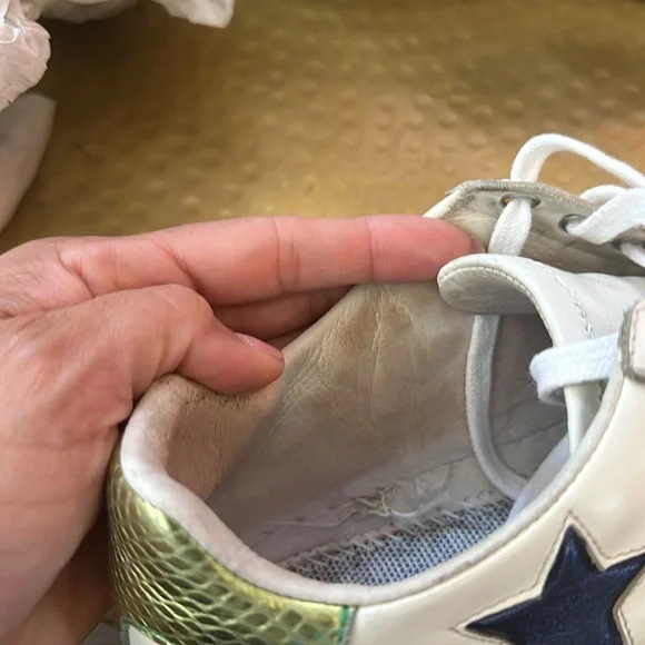 Gucci Ace Star Embroidered Leather Sneaker - Picture 8 of 9